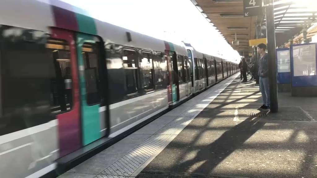 RER B les trains directs entre Paris et RoissyCharlesdeGaulle s